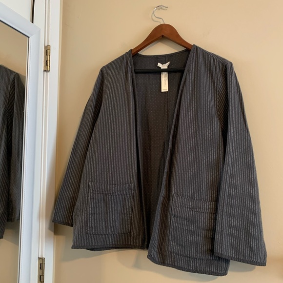 Stunning Eileen Fischer light weight jacket / cardigan . - Picture 1 of 5